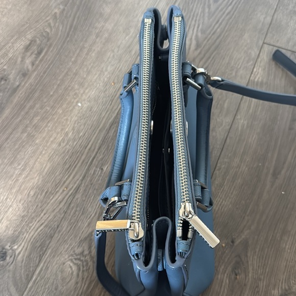 Blue Handbag - Picture 6 of 8